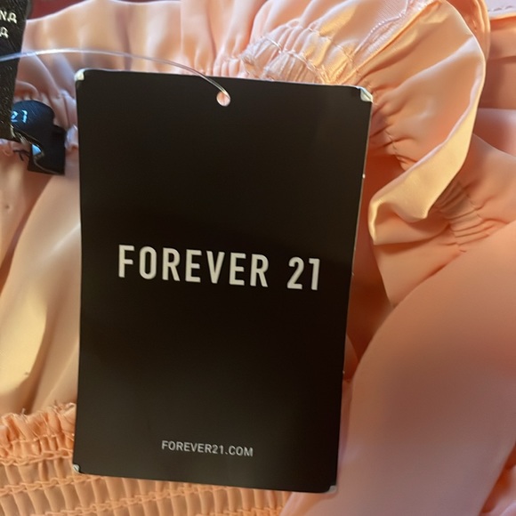 Peach Bow Tie Strap Crop Top, NWT - Picture 4 of 7